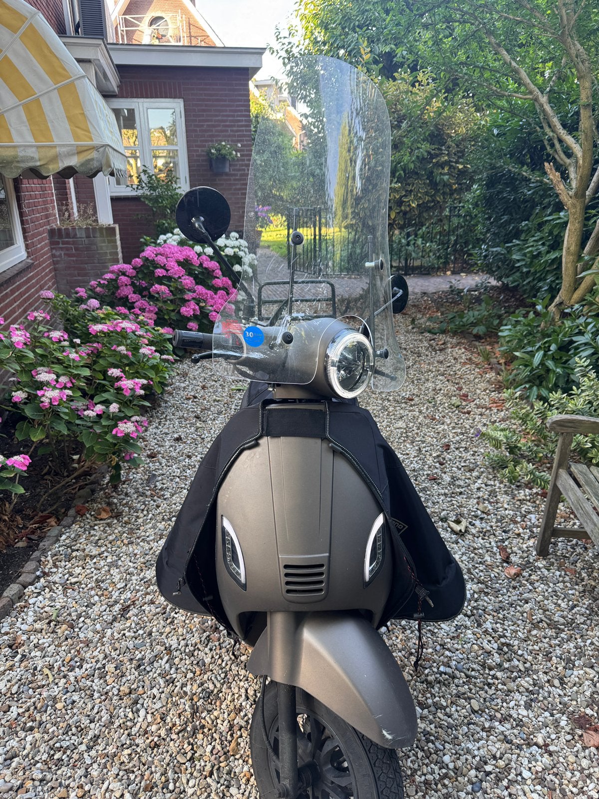 Santini Capri 45 km/u DIGITAL v3 45km/h EFI 2022 Matbrons, Zo goed als nieuw, Benzine, Ophalen, Overige merken