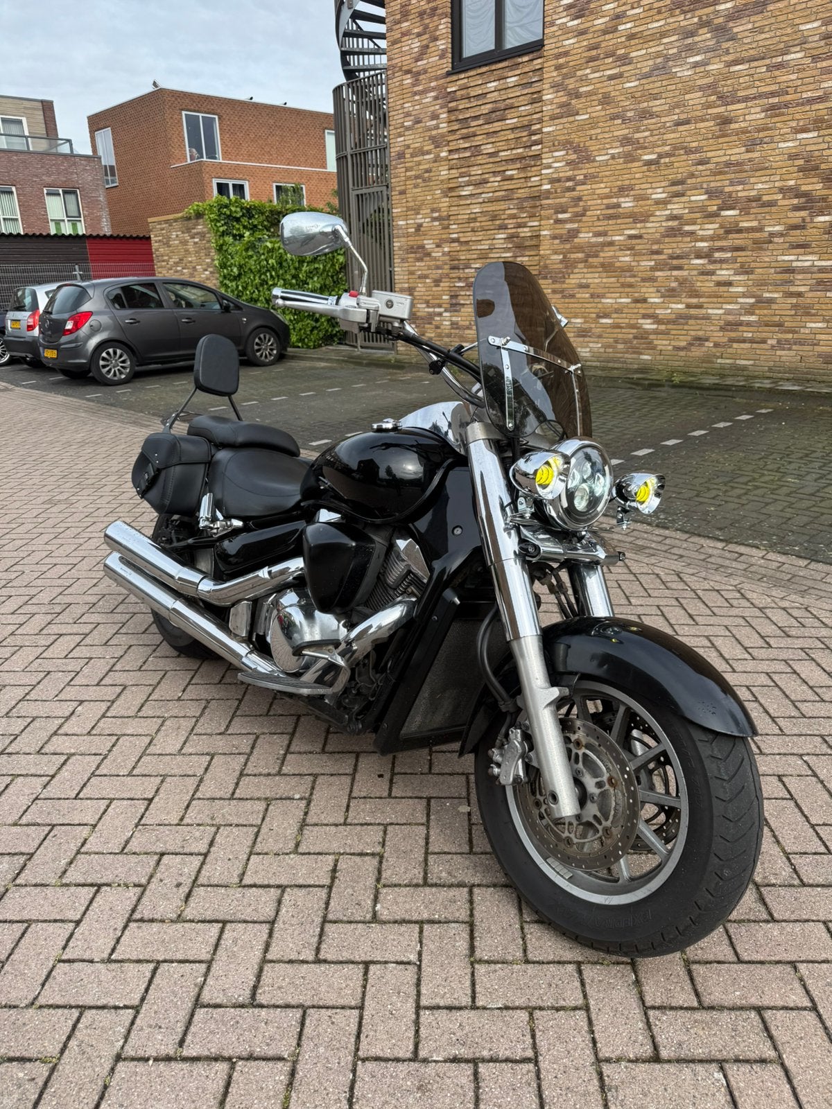 Suzuki intruder 1800, Ophalen