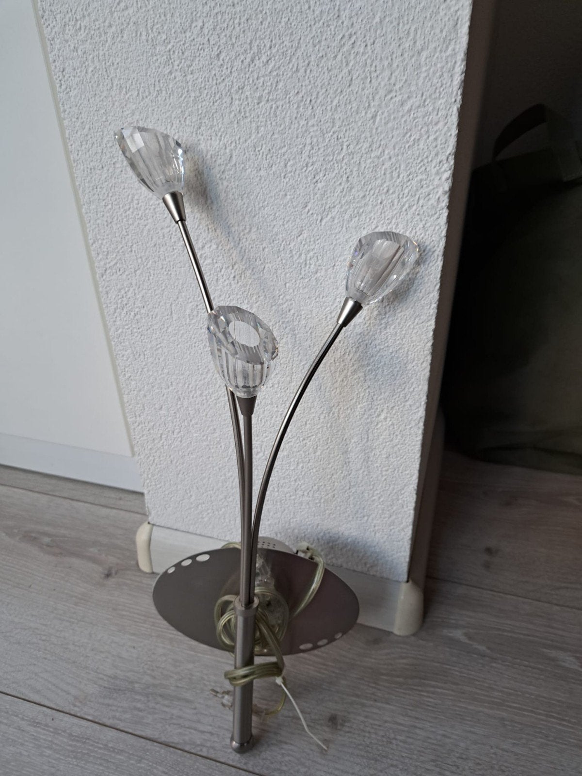 Lamp voor aan de muur., Huis en Inrichting, Ophalen, Zo goed als nieuw, Wandlamp, Zilver