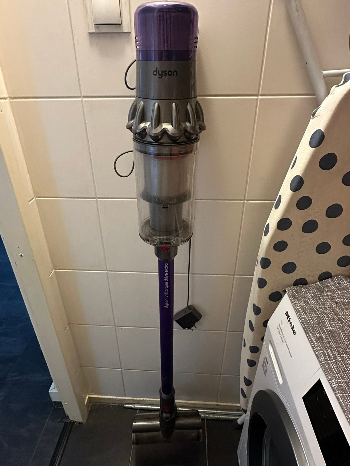 Defecte Dyson syofzuiger te koop, Ophalen, Niet werkend, Steelstofzuiger, Dyson
