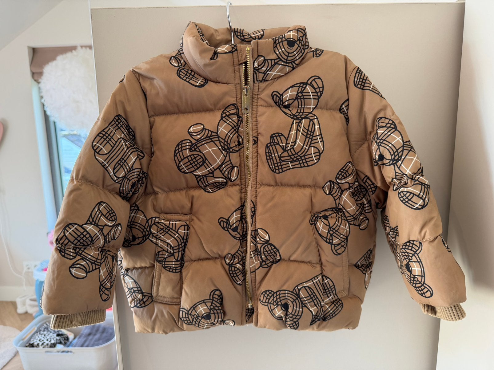 Prachtige Burberry berenjas maat 86 (jongen/meisje), Kinderen en Baby's, Ophalen, Zo goed als nieuw, Jongetje of Meisje, Jasje