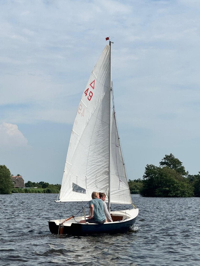 Alpa Brise zeilboot met trailer, Ophalen, Gebruikt, Polyester, Grootzeil