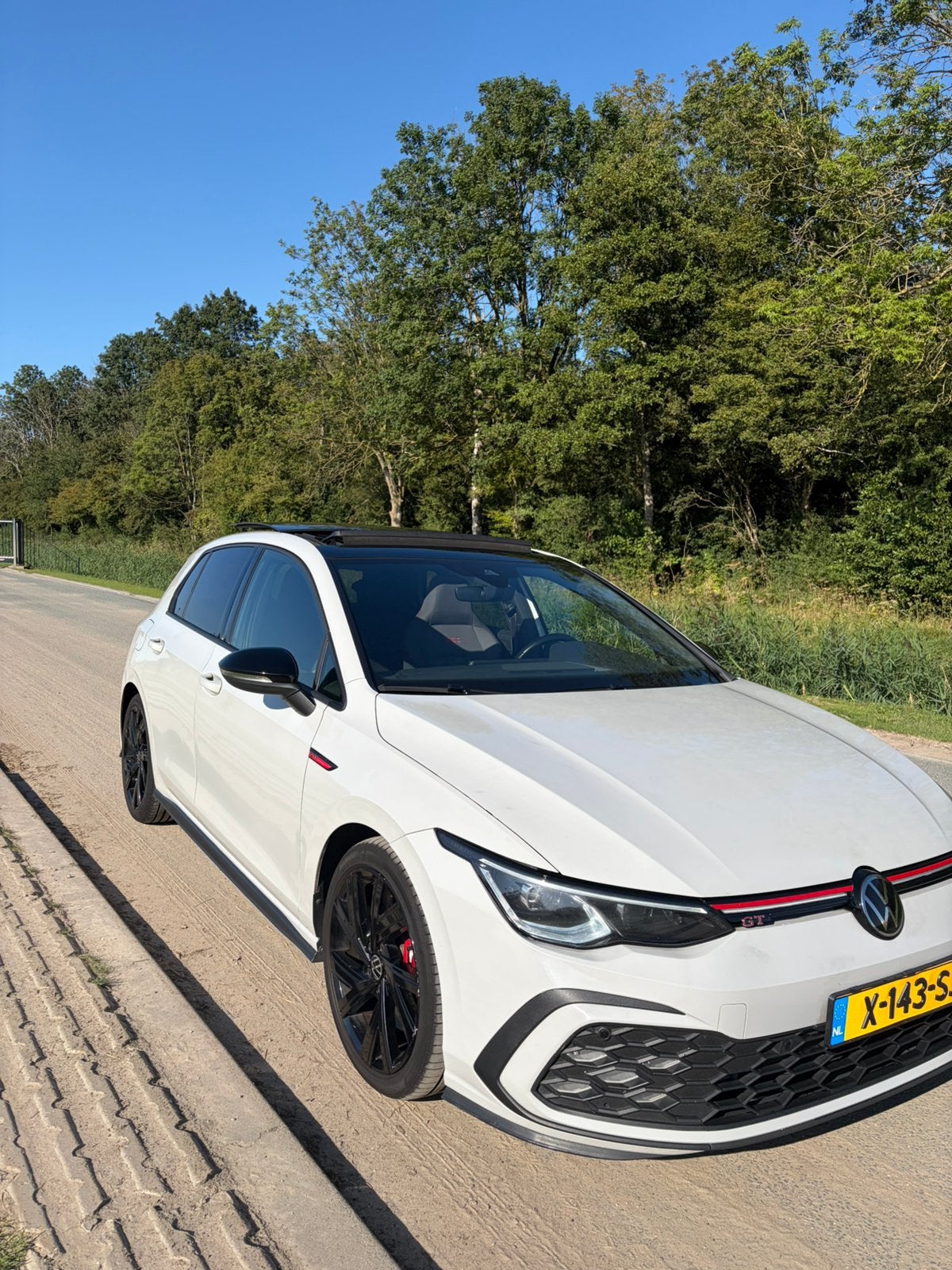Volkswagen Golf 8 GTI 2.0 TSI DSG Full Option Panorama 2023, Auto's, Volkswagen, Euro 5, Zwart, 4 cilinders, 1984 cc