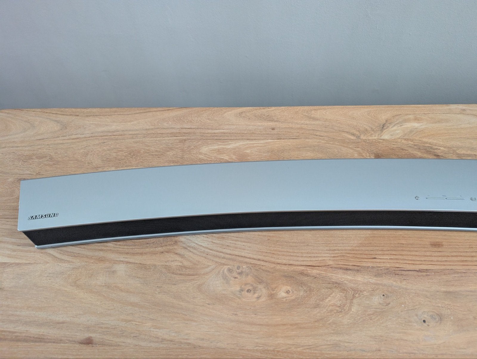 Samsung soundbar curved HW-J6501 met subwoofer, Ophalen, Gebruikt