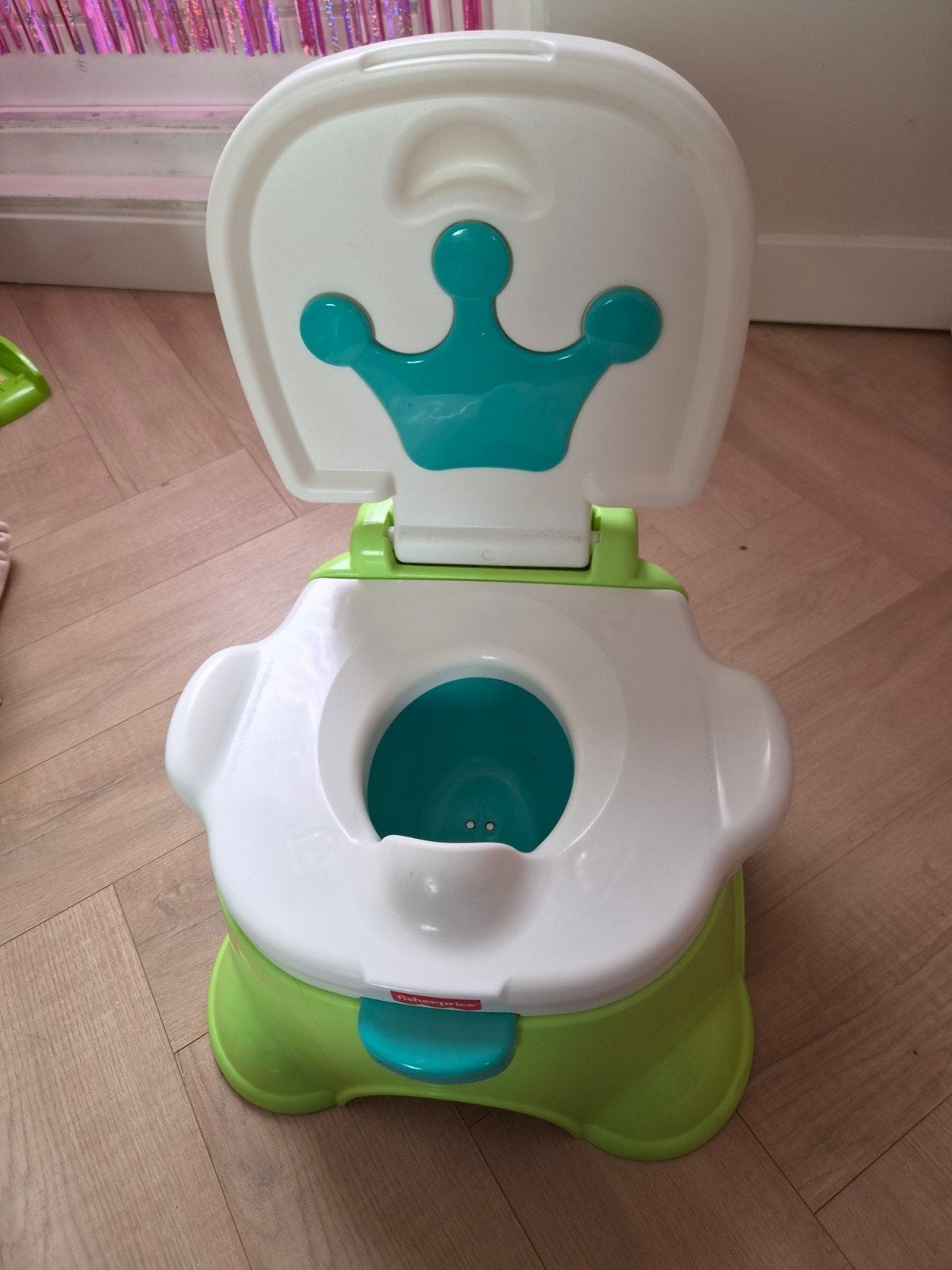 Fisher-Price Potje met geluid en wc-verkleiner functie, Ophalen of Verzenden, Gebruikt