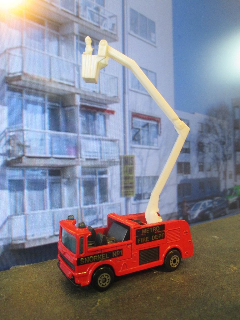 1:86 AEC Snorkel brandweer Matchbox Nr.111 #2, Ophalen of Verzenden, Zo goed als nieuw, Auto