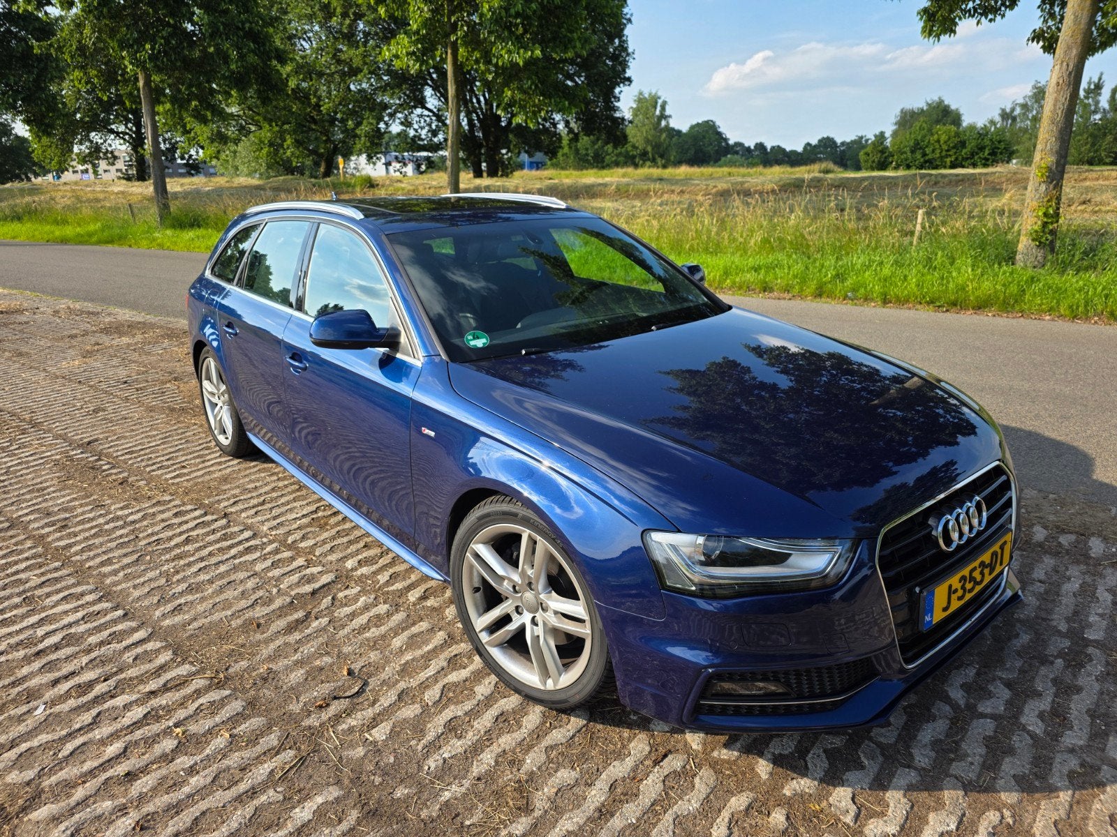 Audi A4 1.8TFSI 125KW Avant 2014 Blauw Sport edition, Auto's, Audi, Particulier, A4, Airbags, Airconditioning, Bluetooth, Centrale vergrendeling