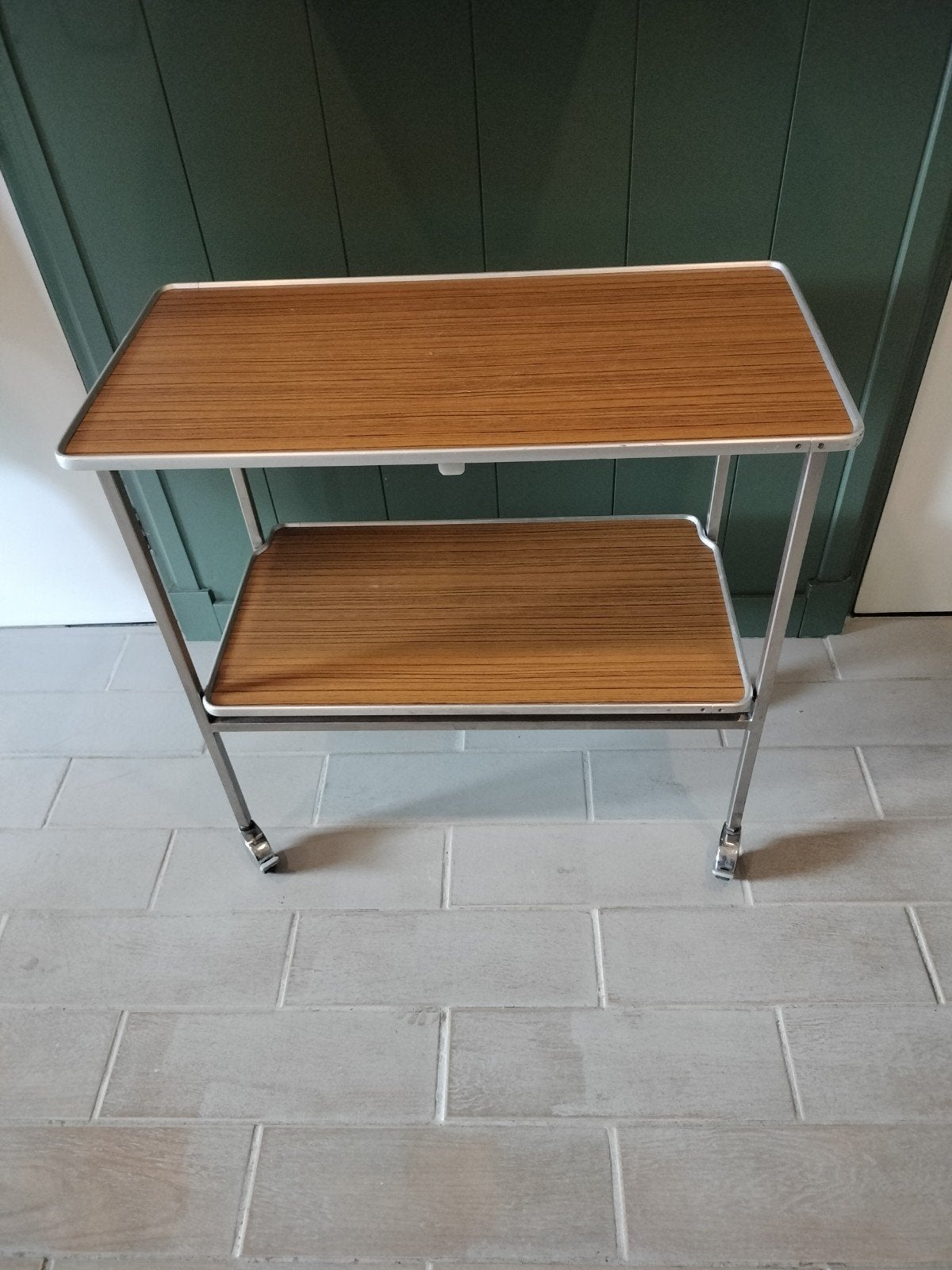 Vintage Trolley, Huis en Inrichting, Tafels | Bijzettafels, Ophalen, Minder dan 55 cm, Gebruikt, Metaal of Aluminium
