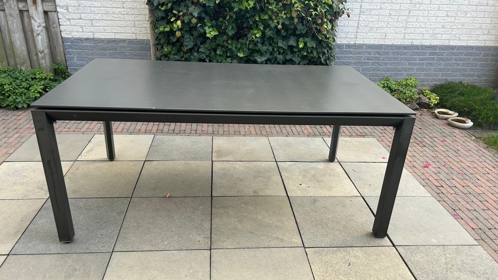 Tuin-/eettafel met aluminium onderstel, demonteerbaar, Ophalen, Gebruikt, Rechthoekig, Aluminium