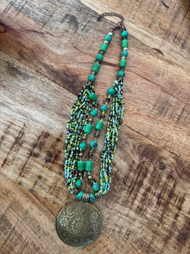 Vintage ketting groen glas messing hanger, Ophalen of Verzenden, Zo goed als nieuw, Groen, Overige materialen