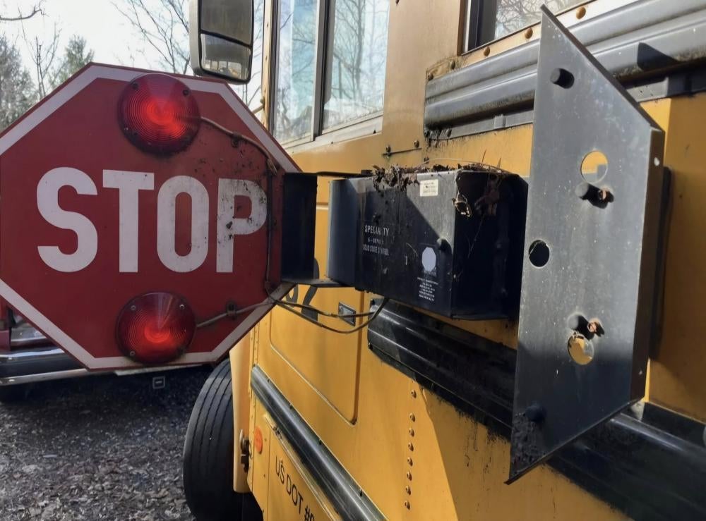 STOP bord, schoolbus bord met beweegbare arm & verlichting., Ophalen, Gebruikt, Gebruiksvoorwerp, .
