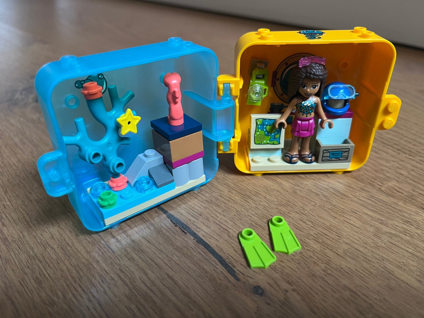 Lego friends zomerspeelkubus 41410, Ophalen of Verzenden, Zo goed als nieuw