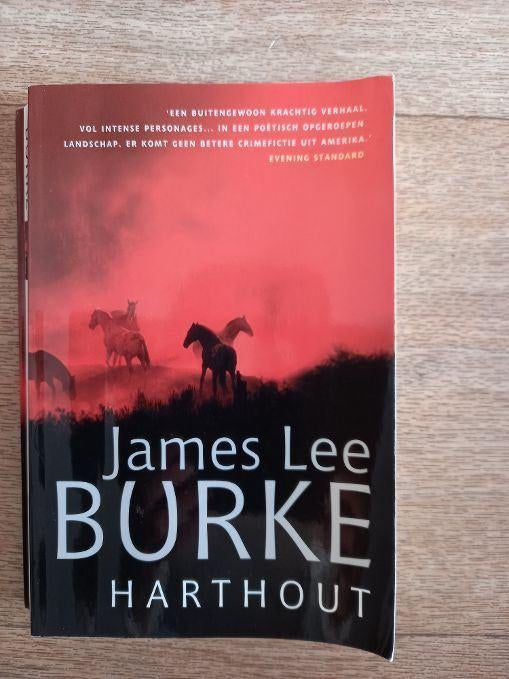 James Lee burke - Harthout, Ophalen of Verzenden, Gelezen