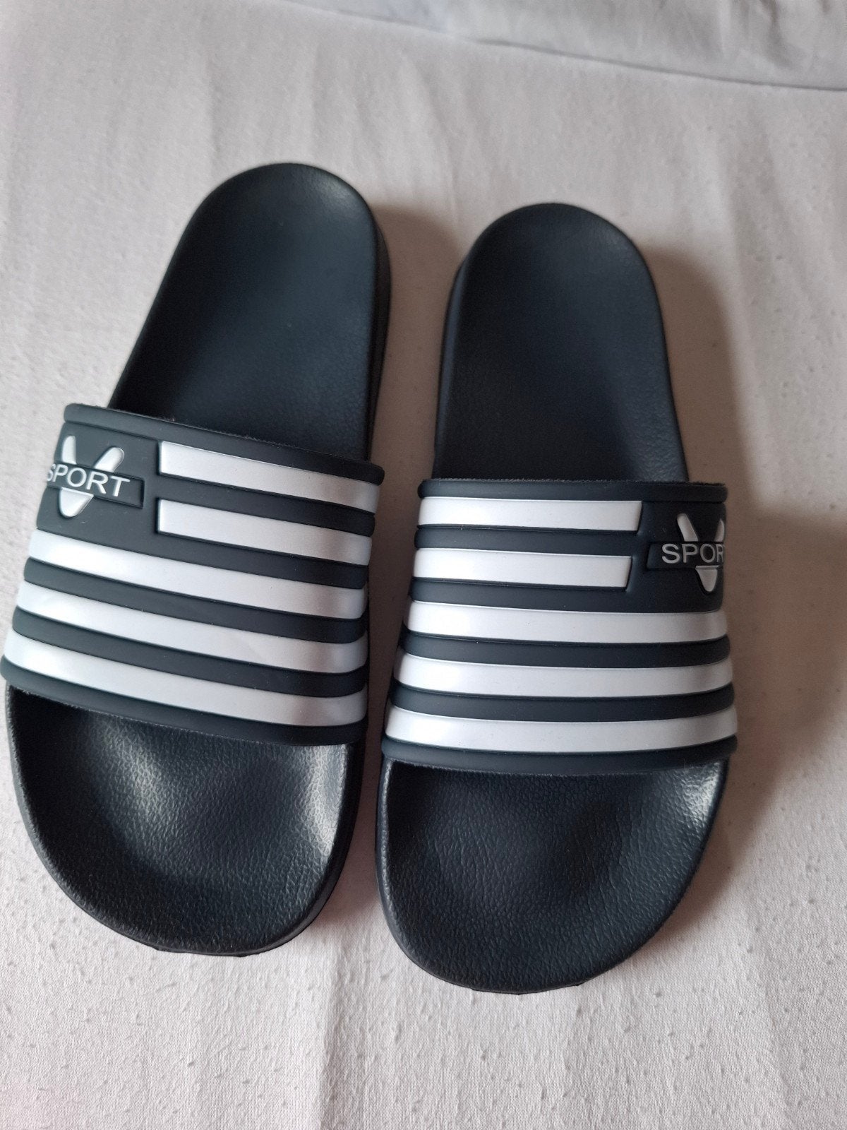 nieuwe slippers maat 41, Kleding | Heren, Blauw, Nieuw, Ophalen of Verzenden, Action
