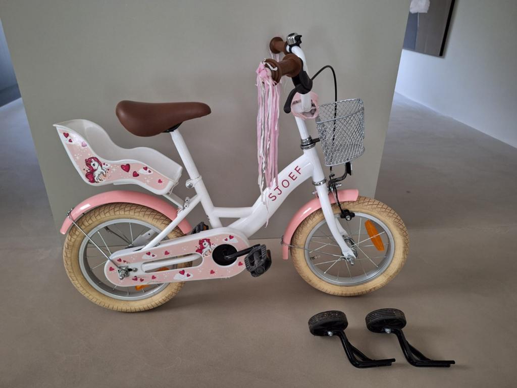 Sjoef meisjesfiets 14 inch, Fietsen en Brommers, Fietsen | Kinderfietsjes, Ophalen, Zo goed als nieuw, Minder dan 16 inch, Zijwieltjes
