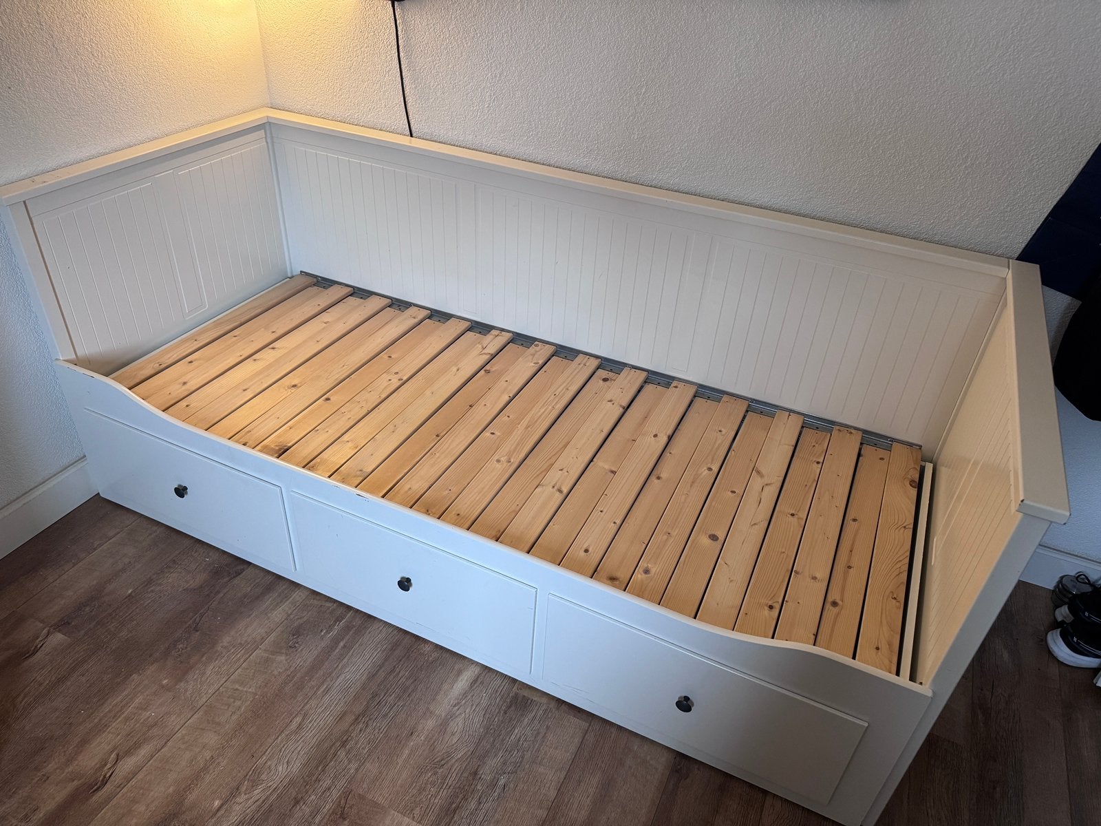 Hemnes bed Ikea, Huis en Inrichting, Slaapkamer | Bedden, Ophalen, Eenpersoons, Wit, 80 cm
