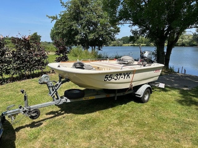 Zeer complete Boston Whaler vis-/toerboot, Watersport en Boten, Ophalen, Gebruikt, Viertaktmotor, 10 tot 30 pk