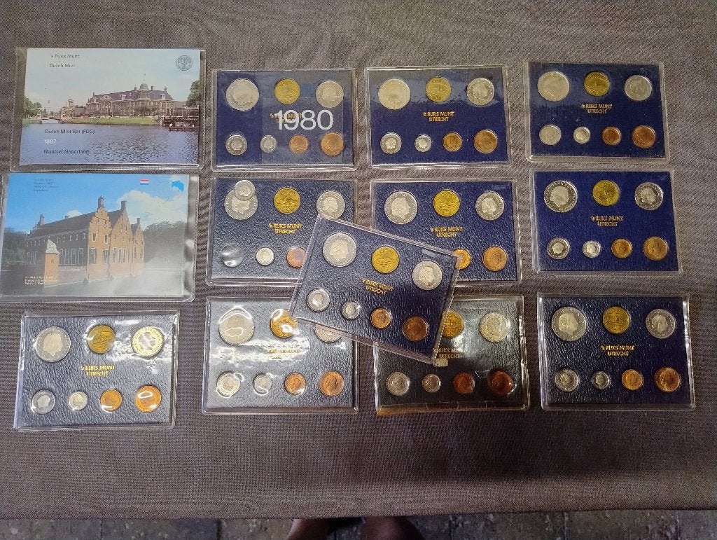 Diverse sets Rijks Munt, Ophalen of Verzenden, Koningin Beatrix, Overige waardes, Setje