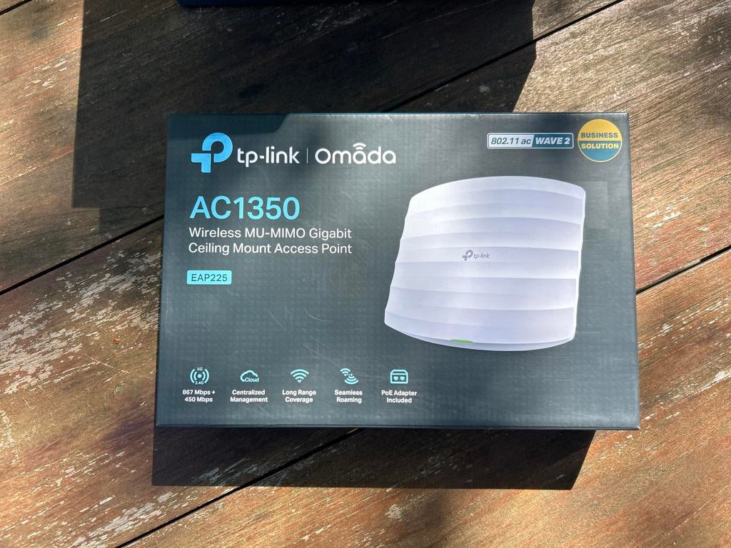 TP-Link Omada EAP225 AC1350 Plafond Access Point nieuw, Computers en Software, Accesspoints, Nieuw, Ophalen of Verzenden