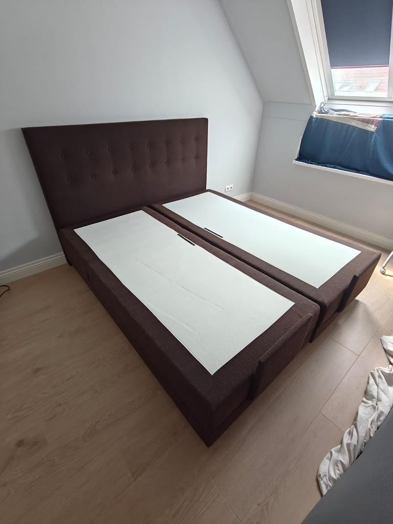 Auping boxspring 180x200 - verstelbaar (één zijde), Ophalen, Gebruikt, Bruin, Tweepersoons