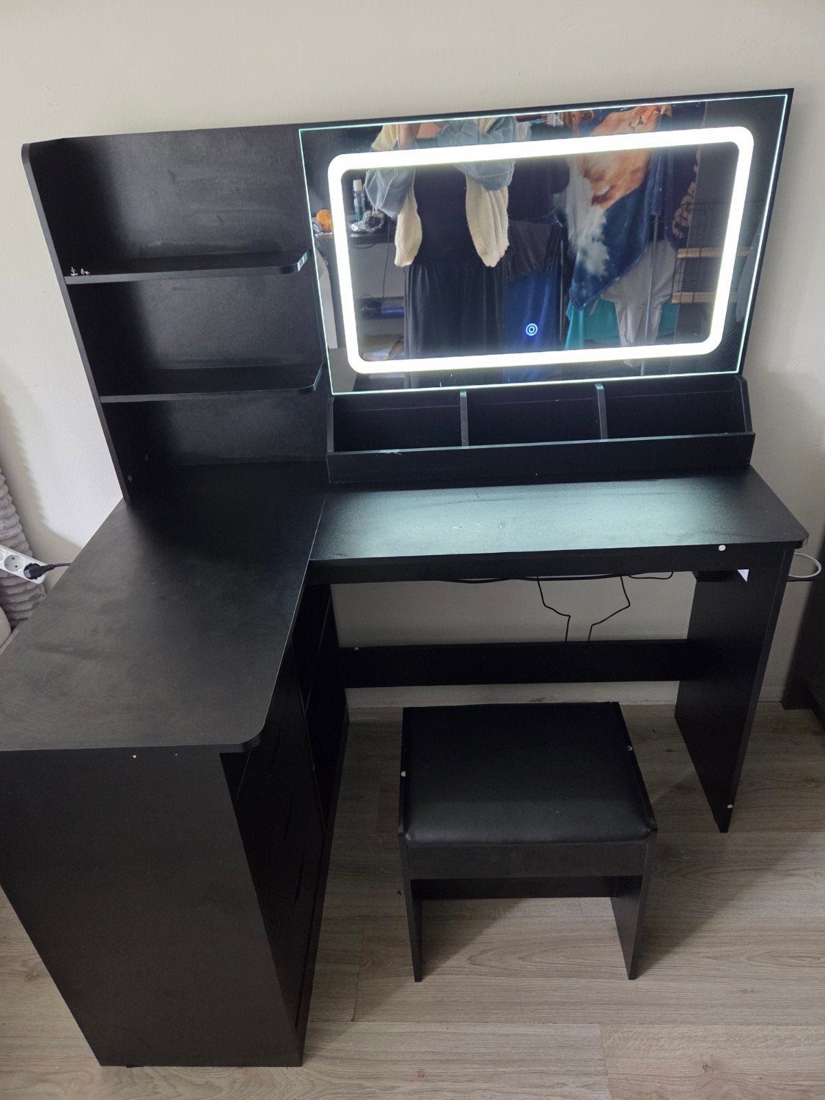 kaptafel met spiegel en LED-verlichting, krukje incl, Huis en Inrichting, Ophalen, 100 tot 150 cm, Zo goed als nieuw, Modern