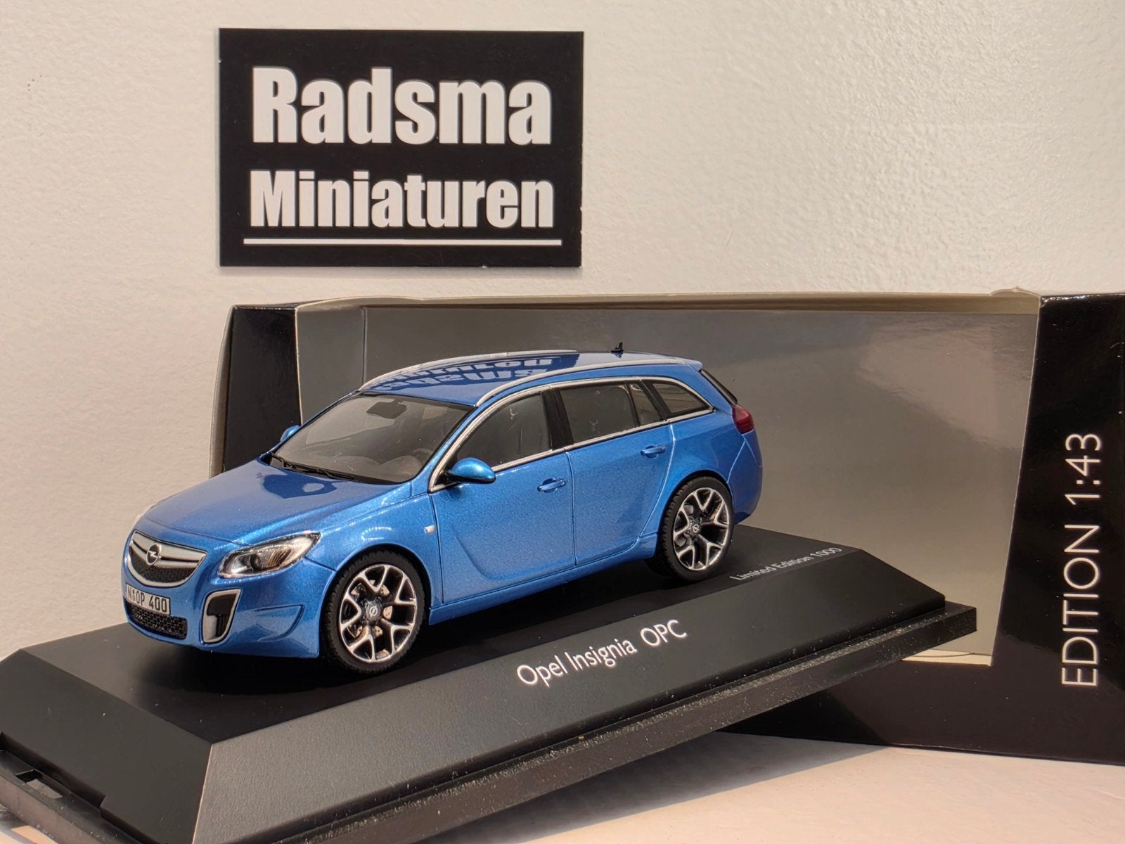 Opel insignia OPC Sports Tourer - arden blue - 1:43 Schuco, Auto, Ophalen of Verzenden, Zo goed als nieuw, Schuco