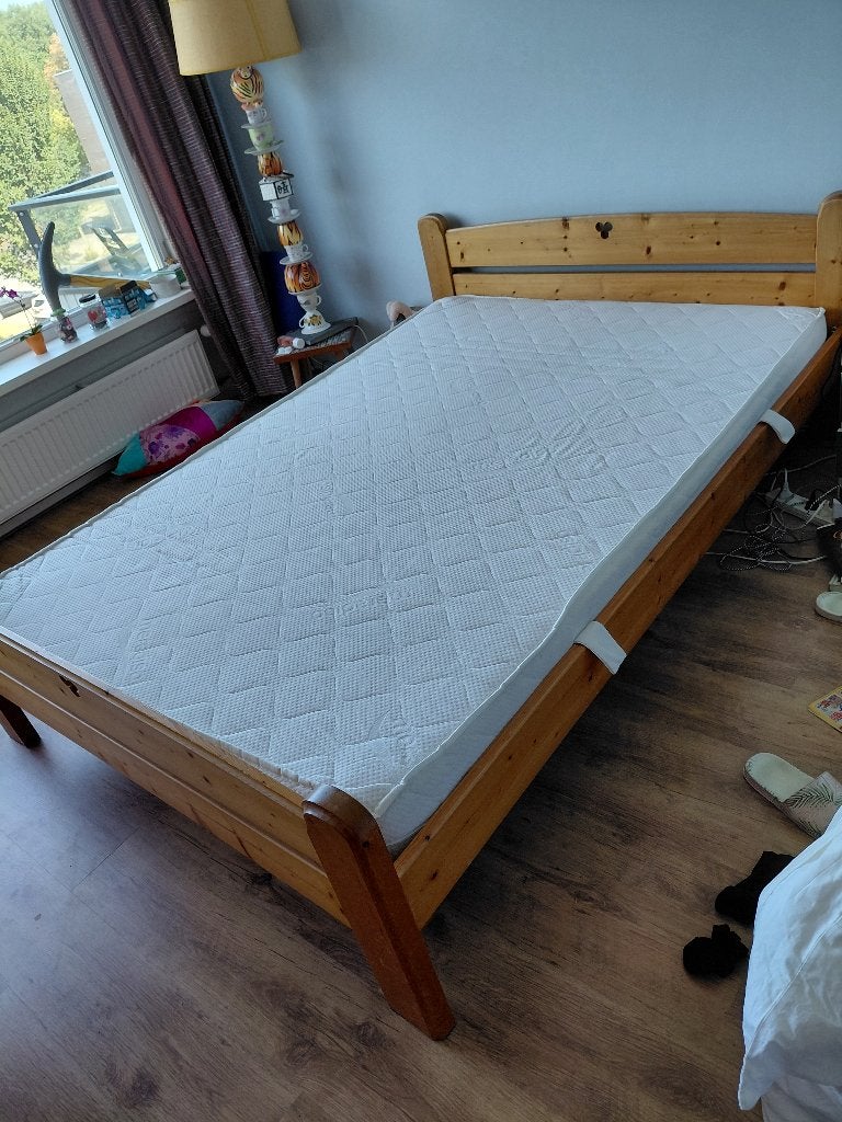 Matras 140x200,  kort gebruikt., Ophalen, Tweepersoons, 140 cm, Zo goed als nieuw