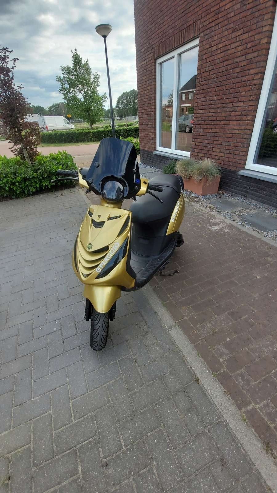 Piaggio zip 70cc 2t snor, Tweetakt, Gebruikt, Ophalen of Verzenden, Maximaal 25 km/u
