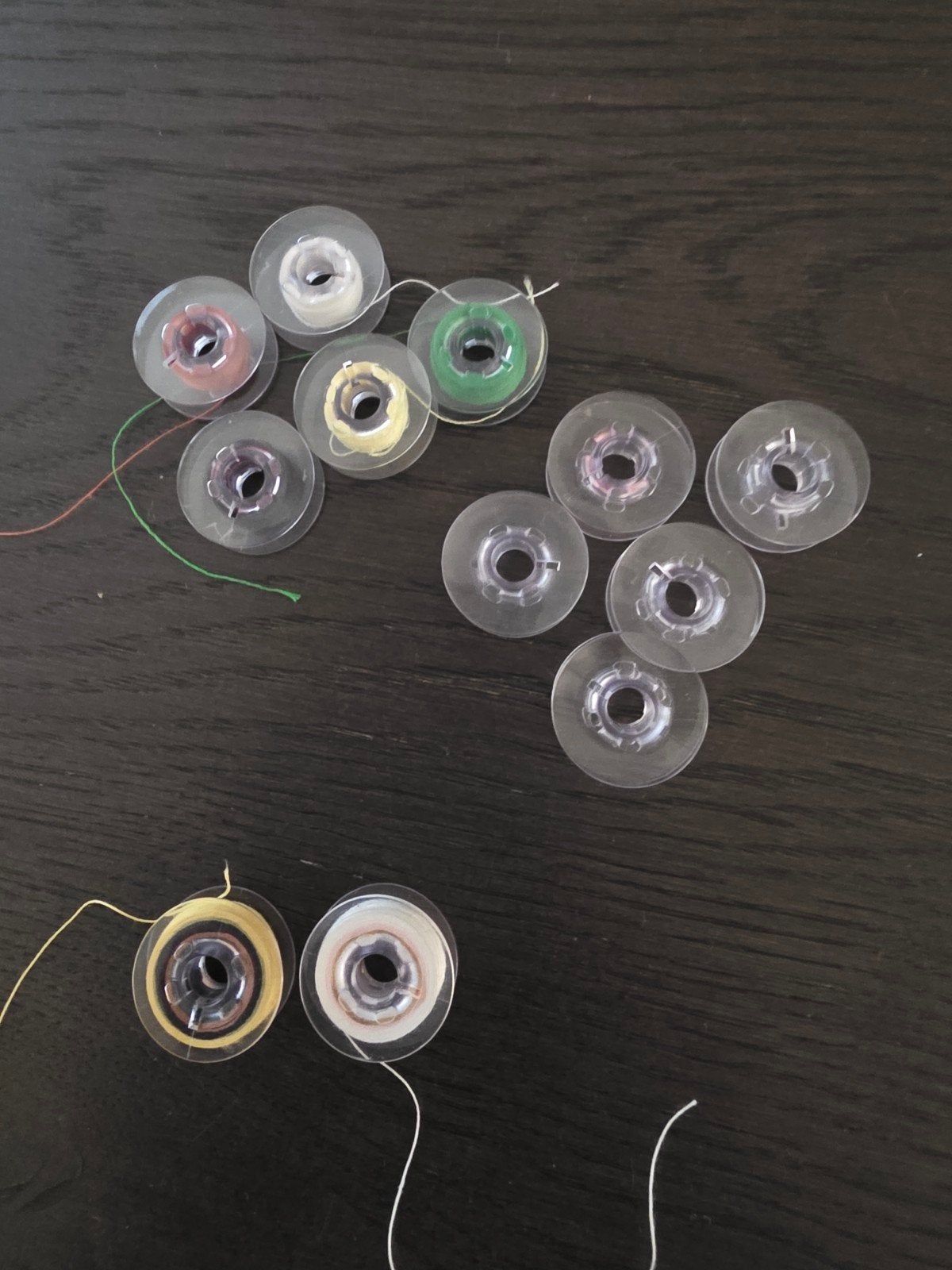 Naaimachine spoeltjes, Ophalen of Verzenden, Zo goed als nieuw, Knoop of Knopen