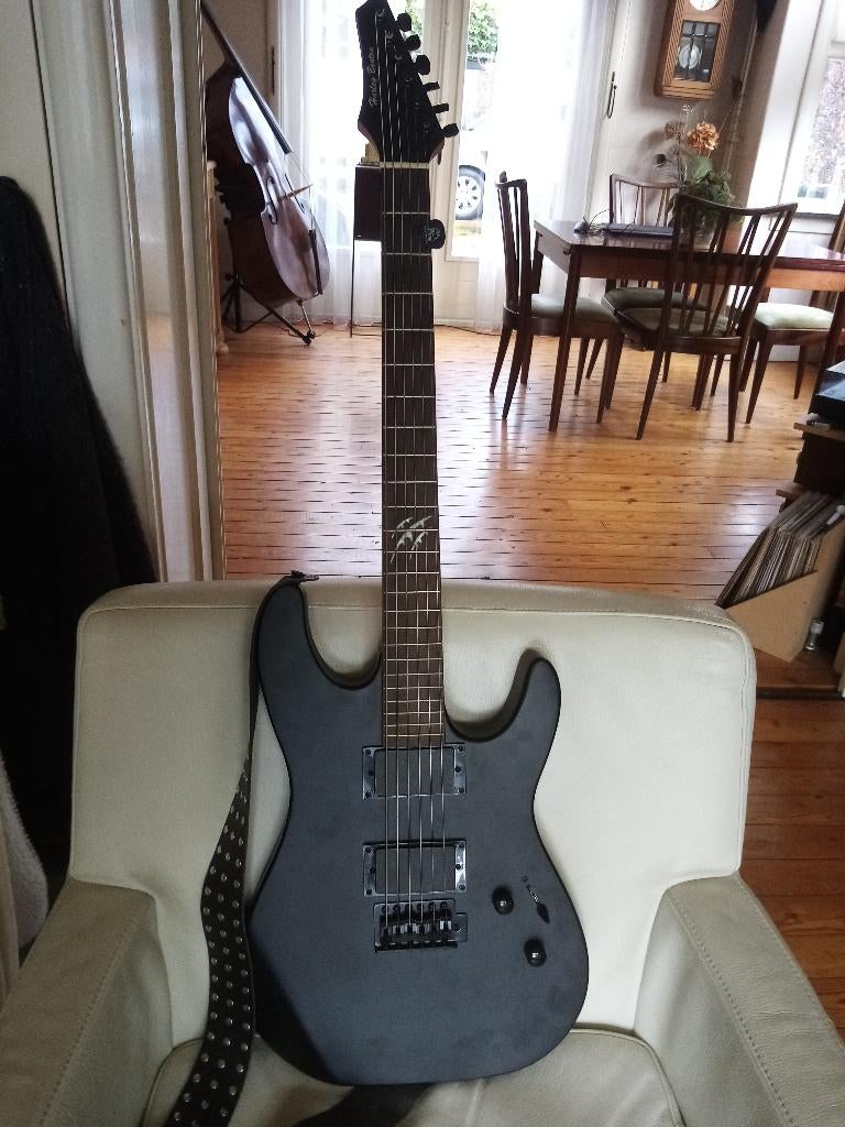 harley benton gitaar, Muziek en Instrumenten, Ophalen, Zo goed als nieuw, Solid body, Overige merken