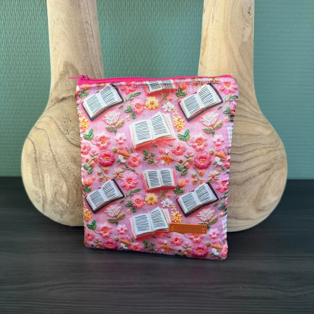 Kobo Clara hoes/sleeve, Computers en Software, E-readers, Ophalen of Verzenden, Nieuw, 6 inch of minder