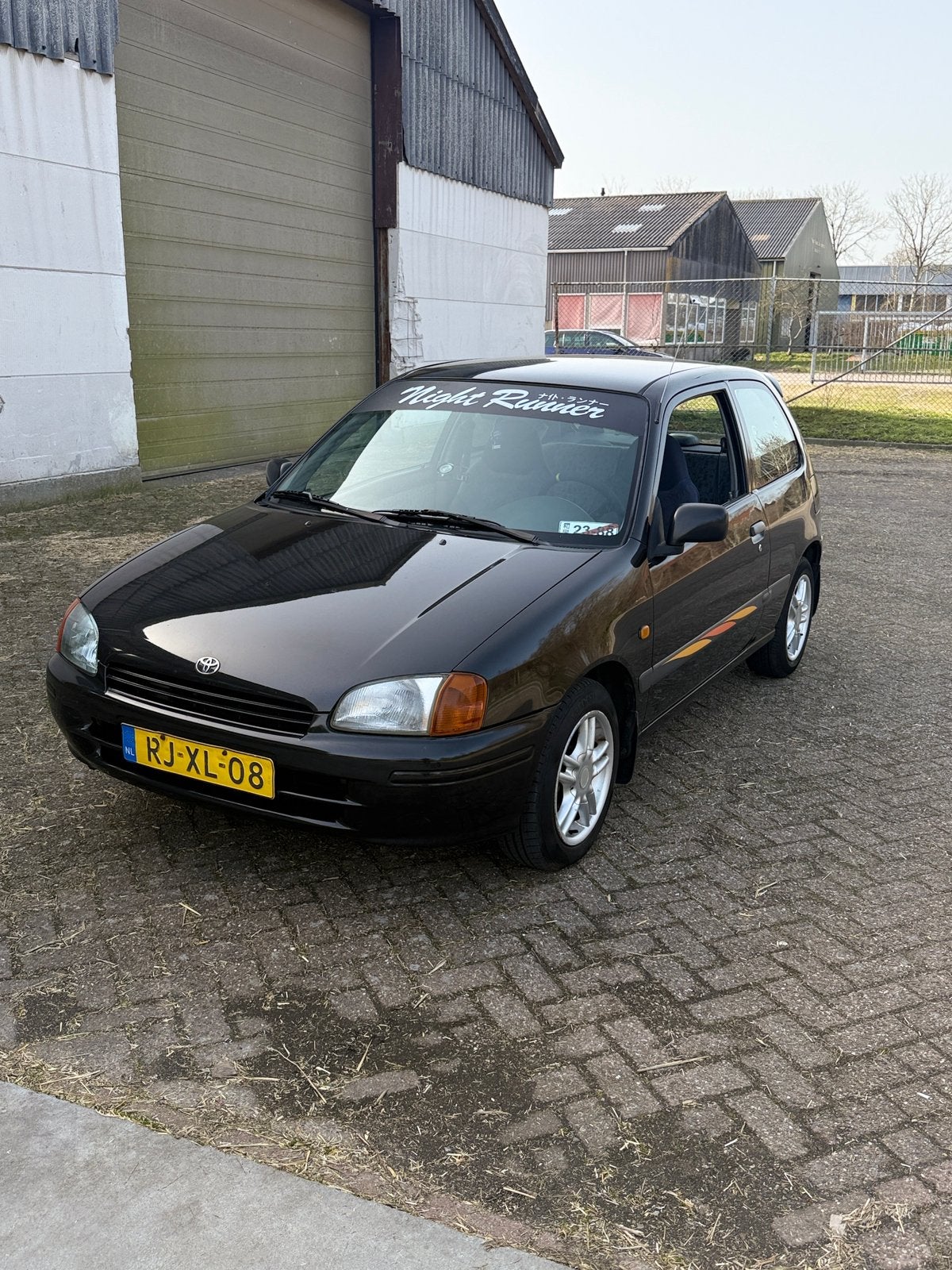 Toyota Starlet 1.3 | 193.000 NAP, Auto's, Toyota, Stof, 4 cilinders, Starlet, 400 kg