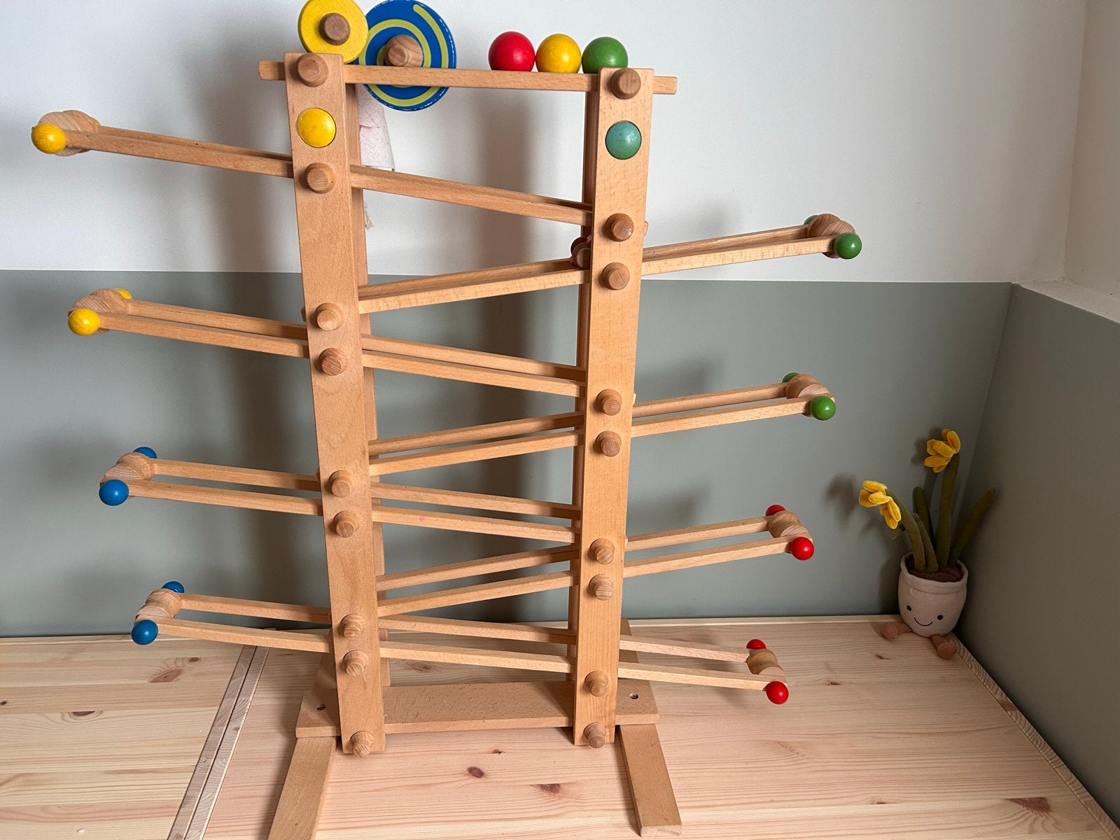 Houten knikkerbaan met ballen en auto, Ophalen, Gebruikt, Jongen of Meisje