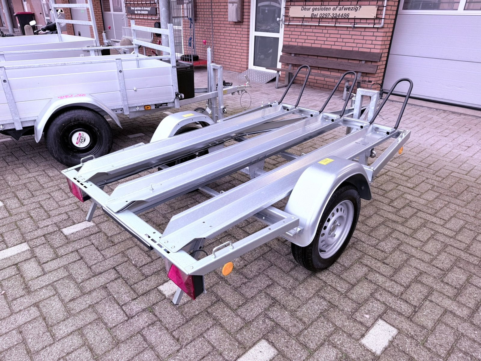 Motor trailer / aanhanger te koop - Zo goed als nieuw