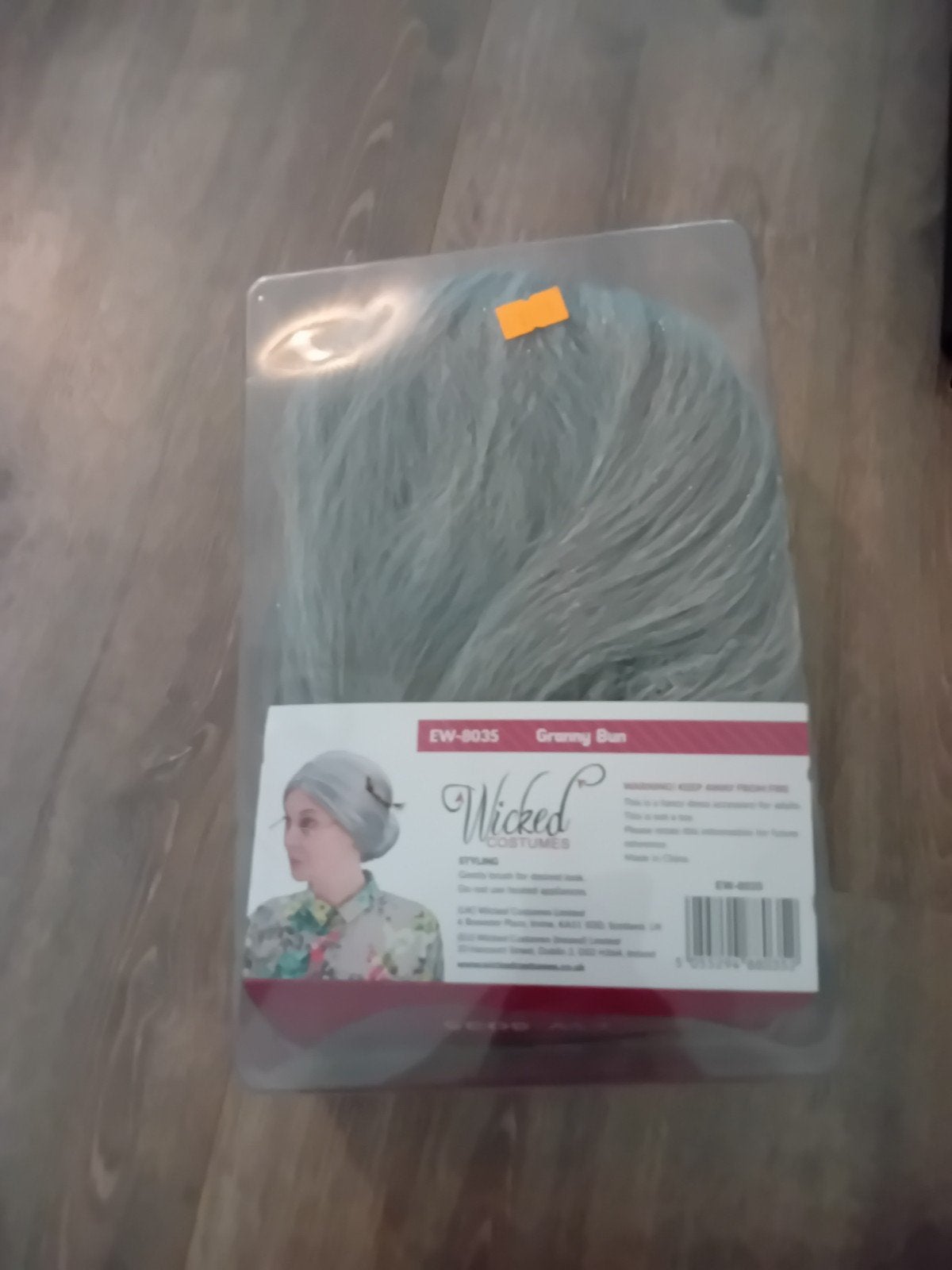 Grijze Granny Bun Pruik - Wicked Costumes, Ophalen, Nieuw, Accessoires