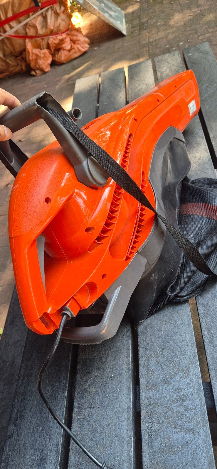 Husqvarna MEV2500 Bladblazer/Bladzuiger - Elektrisch, Gebruikt, Met opvangzak, Handgedragen, Ophalen of Verzenden