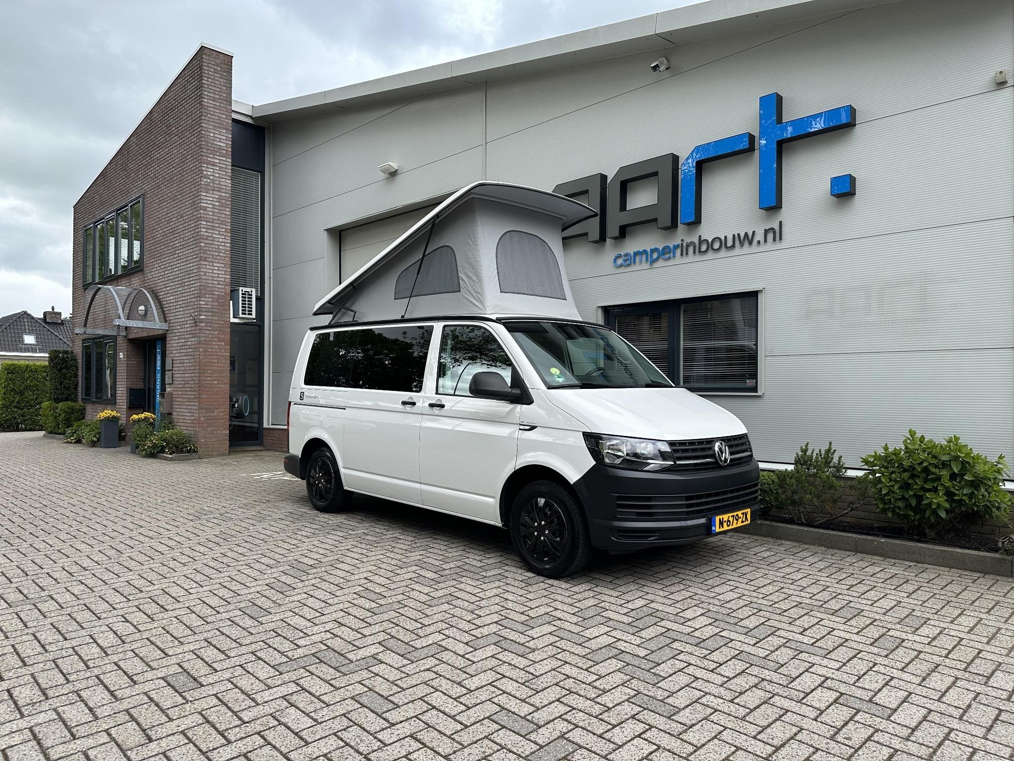 Volkswagen Transporter 2.0 TDI L1H1 (Korte wielbasis), Voorwielaandrijving, Euro 5, Stof, Gebruikt