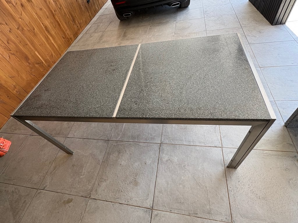 Tuintafel met natuursteen blad en RVS onderstel, Ophalen, Zo goed als nieuw, Rechthoekig, Rvs