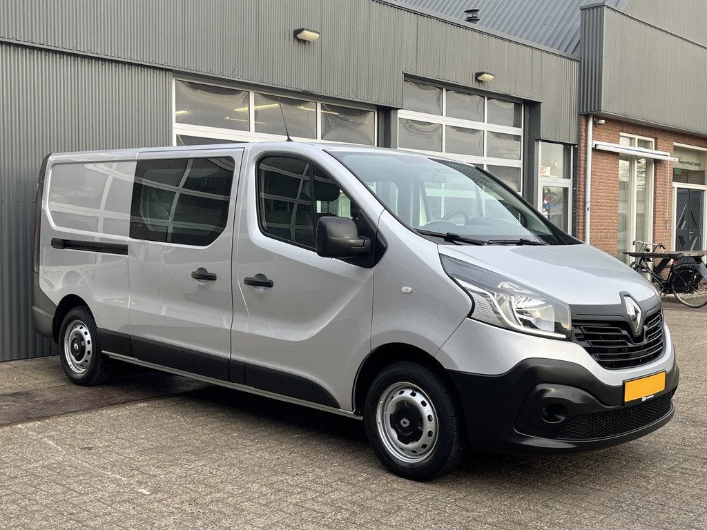 Renault Trafic 1.6 dCi L2H1 DC Marge Btw /Bpm vrij Airco Cru, Auto's, Voorwielaandrijving, Gebruikt, 4 cilinders, Renault