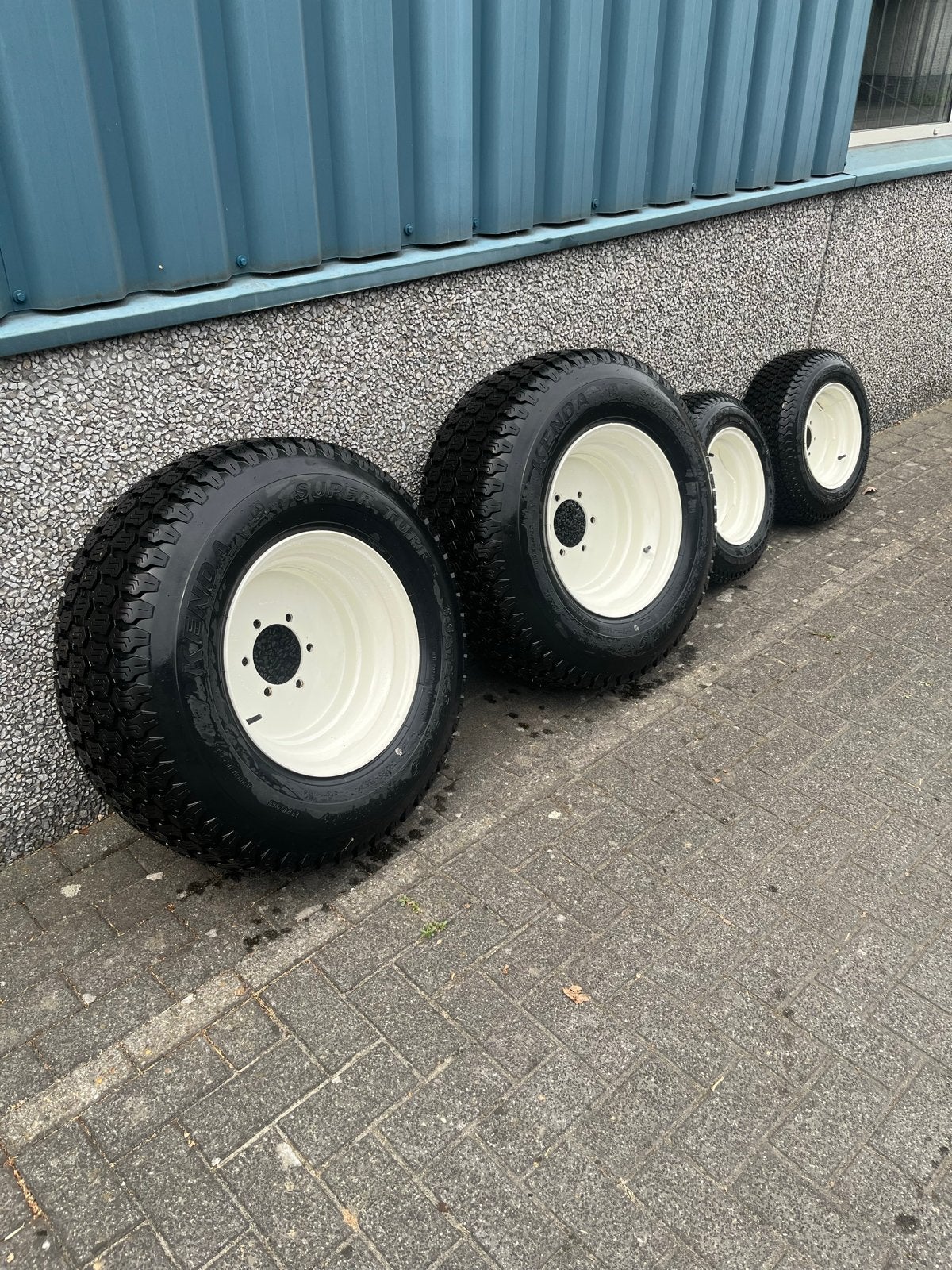 New Holland Boomer 25 gazonbanden met velgen, Overige, Banden en Velgen, Nieuw, Overige maten