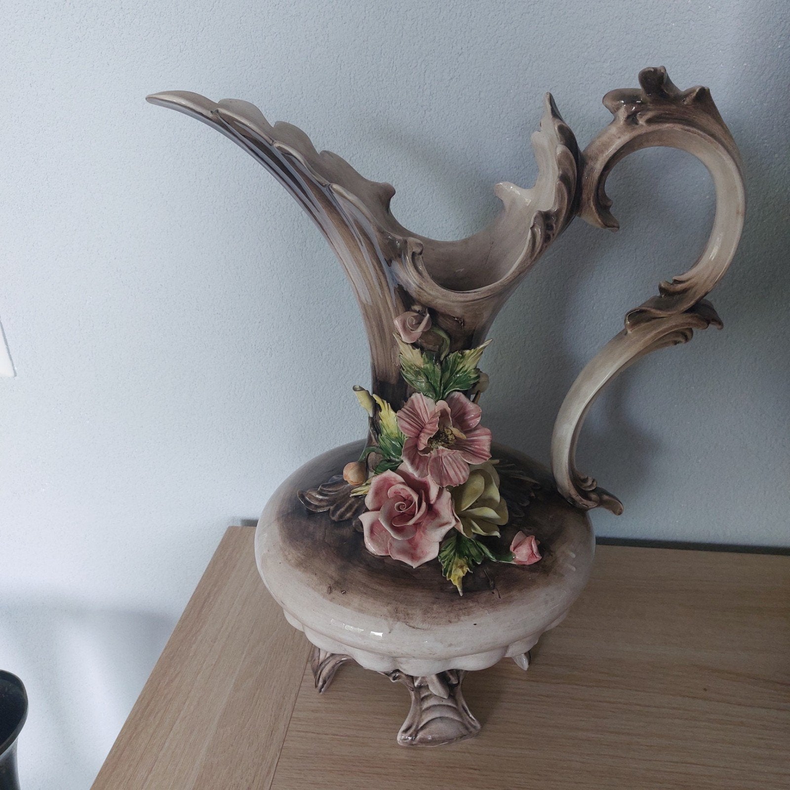Prachtige Capodimonte vaas met bloemdecoratie, Antiek en Kunst, Ophalen