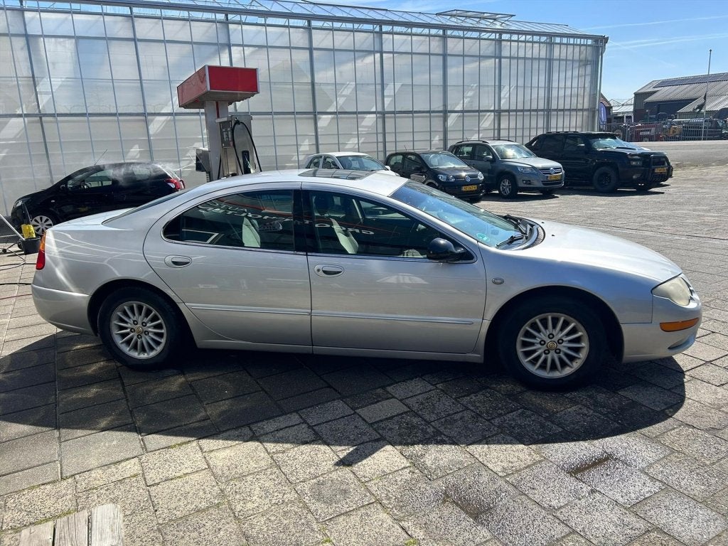 Chrysler 300M 2.7 I V6 AUT lees de advertentie goed !, foto 5