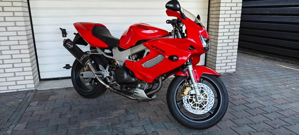 Honda VTR 1000 F Firestorm in zeer nette staat, 38dzkm, 1998, Motoren, Motoren | Honda, 2 cilinders, Occasion, Super Sport, Particulier