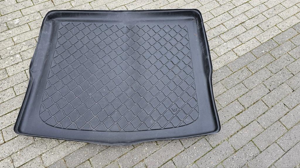 Rubber kofferbakmat Volvo XC40, Auto diversen, Automatten, Zo goed als nieuw, Ophalen of Verzenden