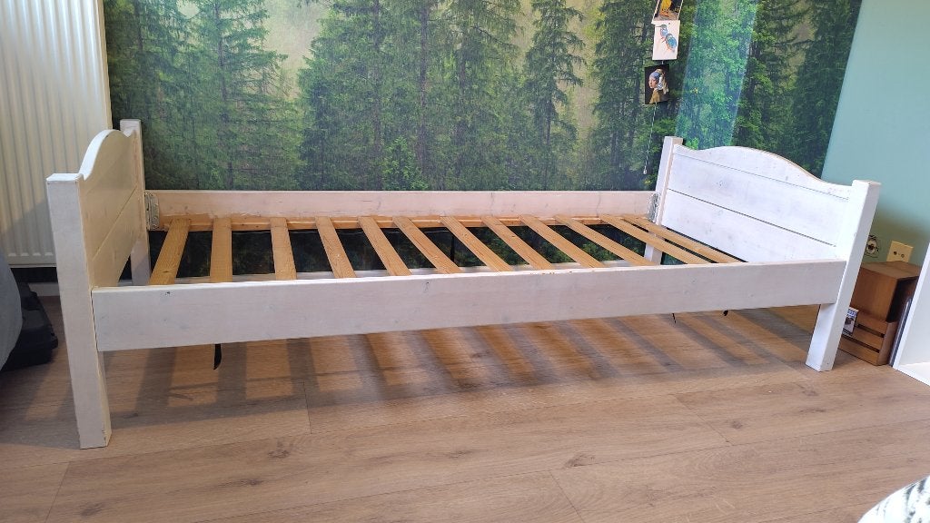 bed eenpersoons, Ophalen, Gebruikt, 90 cm, Eenpersoons