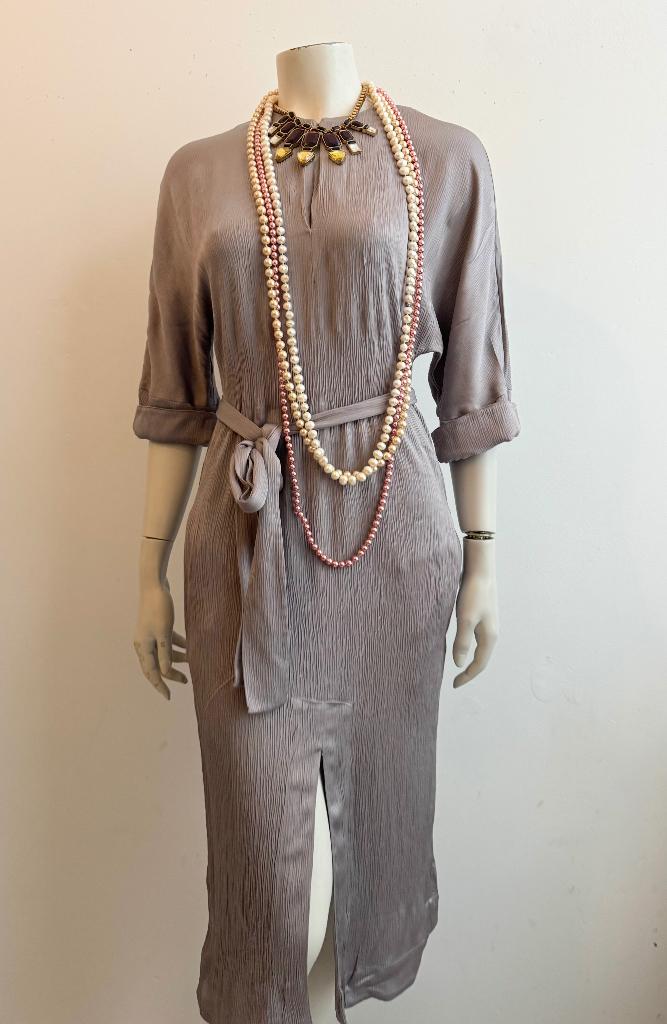 Cos jurk 36 lichtgrijs zilver, Kleding | Dames, Jurken, Ophalen of Verzenden, Zo goed als nieuw, Maat 36 (S), Grijs