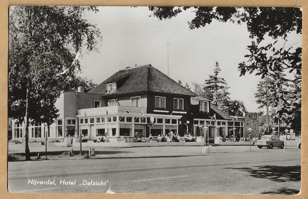 Oude ansichtkaart Hotel Dalzicht Nijverdal Gelopen 1962, Ophalen of Verzenden, 1960 tot 1980, Gelopen, Overijssel