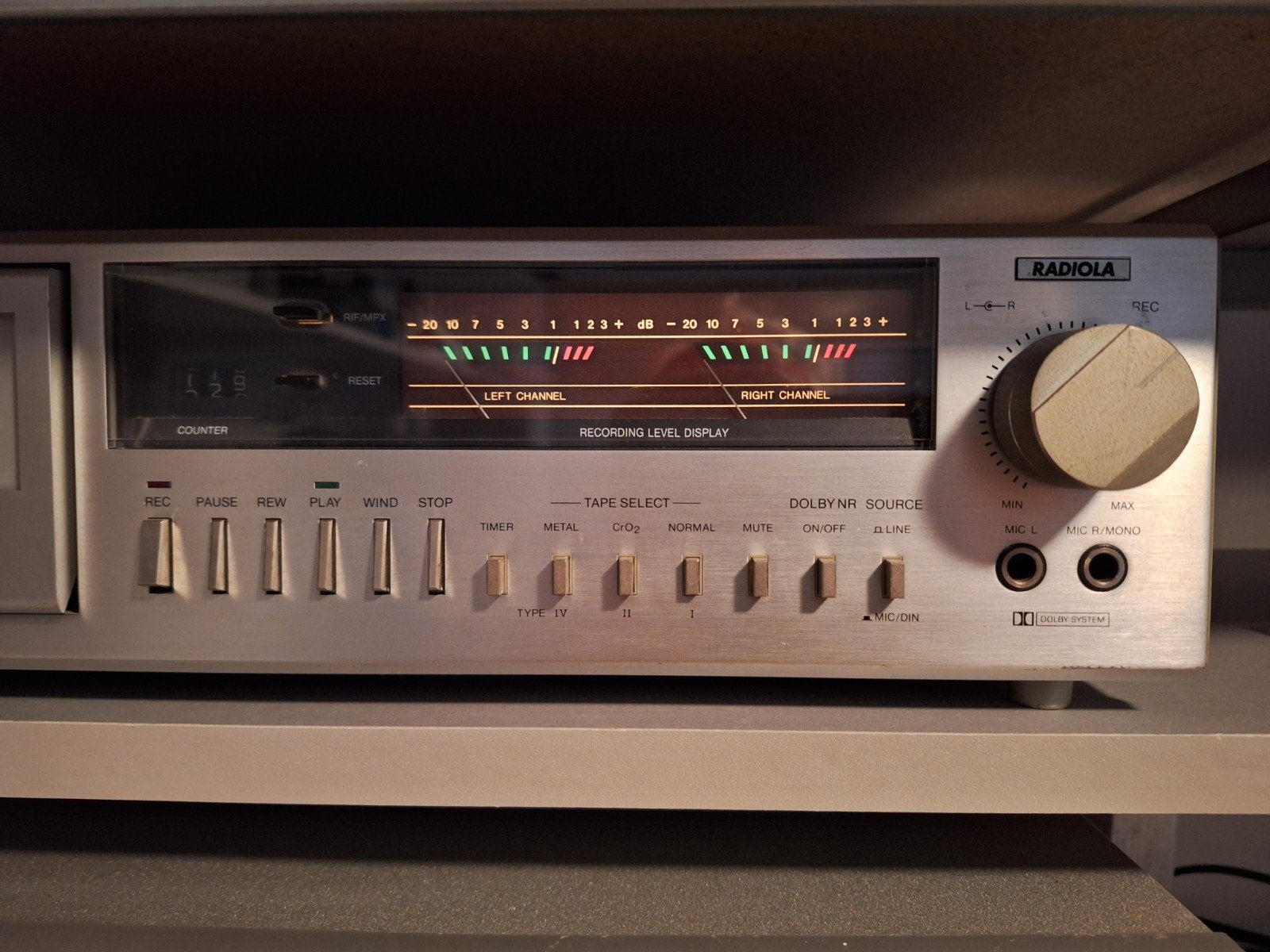 Radiola RT273/Philips F6212, Ophalen of Verzenden, Philips