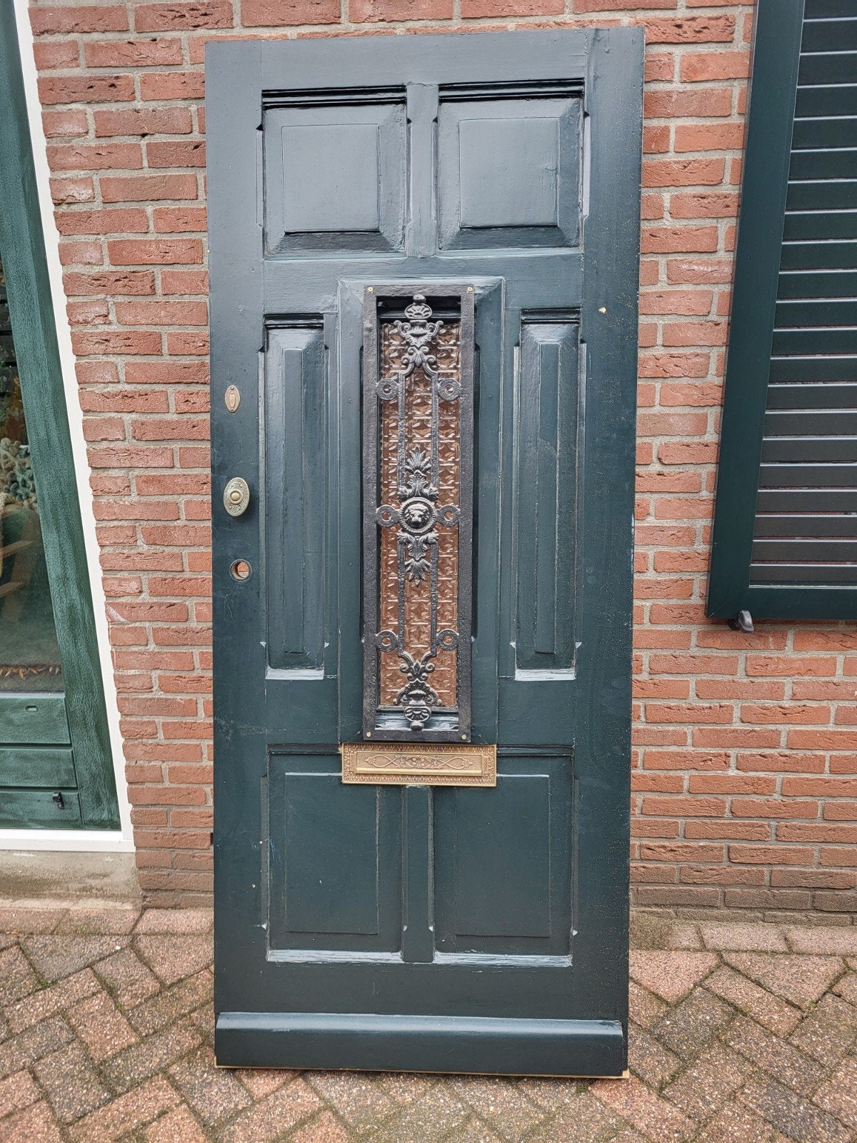 Jaren '30 deur met smeedijzeren rooster en brievenbus, Doe-het-zelf en Verbouw, Deuren en Horren, Ophalen, Gebruikt, 80 tot 100 cm