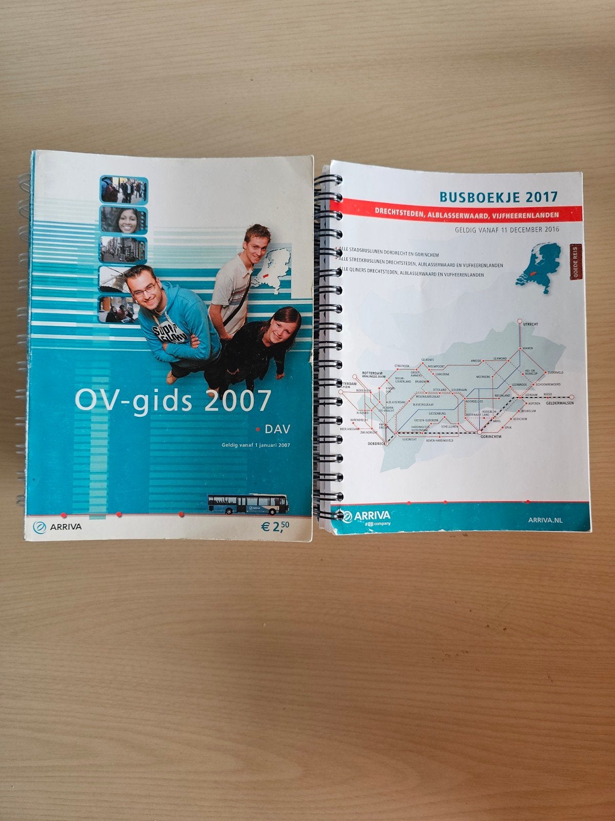 11dienstregelingen van Vervoermaatschappij Arriva, Ophalen of Verzenden, Trein, Boek of Tijdschrift